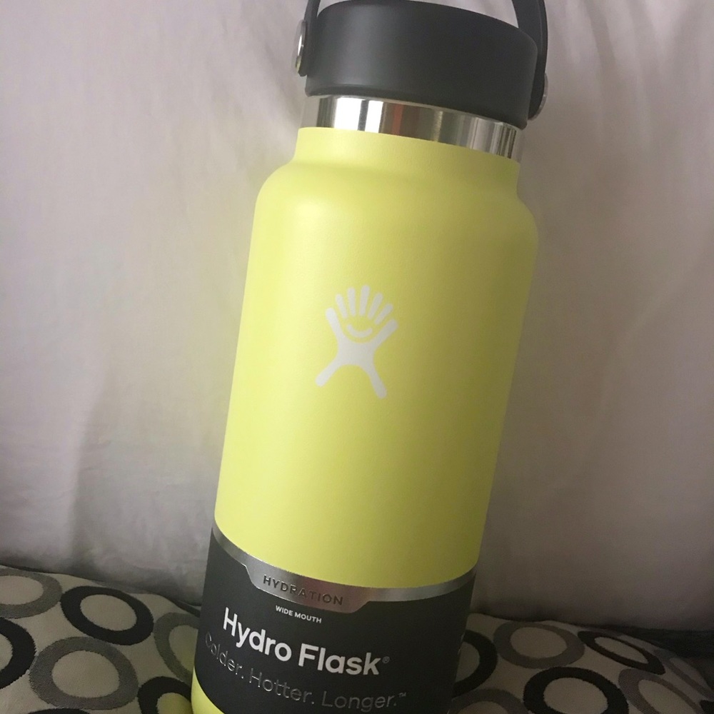 Hydro Flask very new with tag